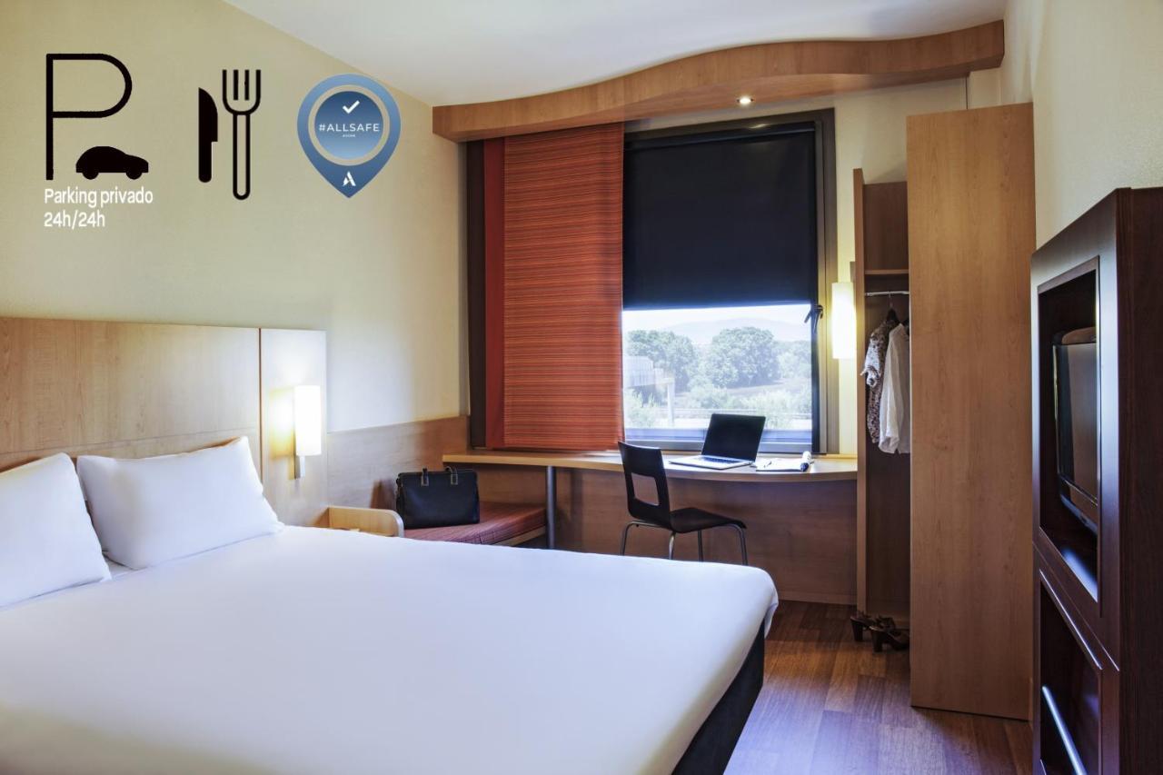 Hotel Ibis Barcelona Mollet Mollet del Vallès Exteriér fotografie
