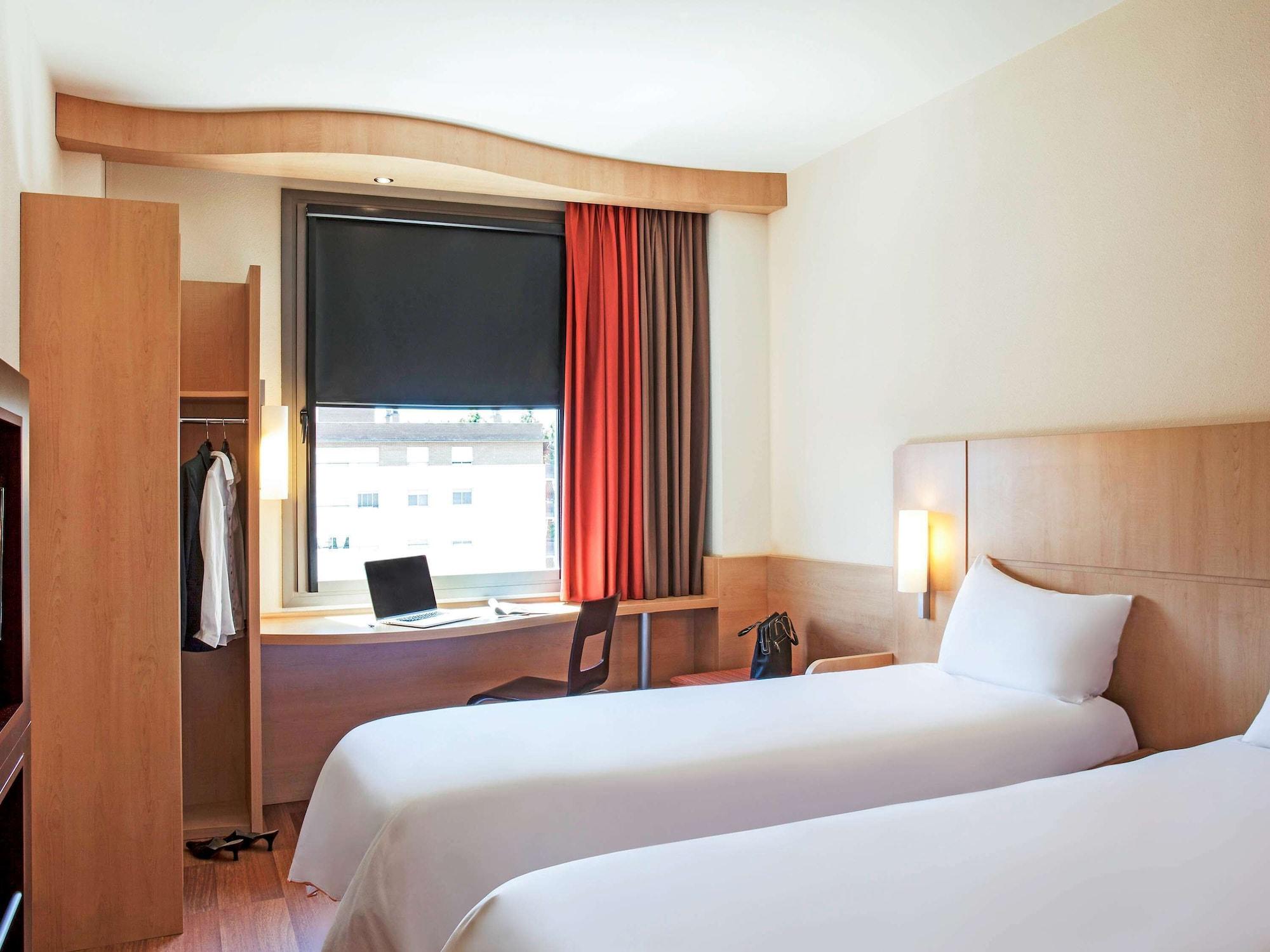 Hotel Ibis Barcelona Mollet Mollet del Vallès Exteriér fotografie