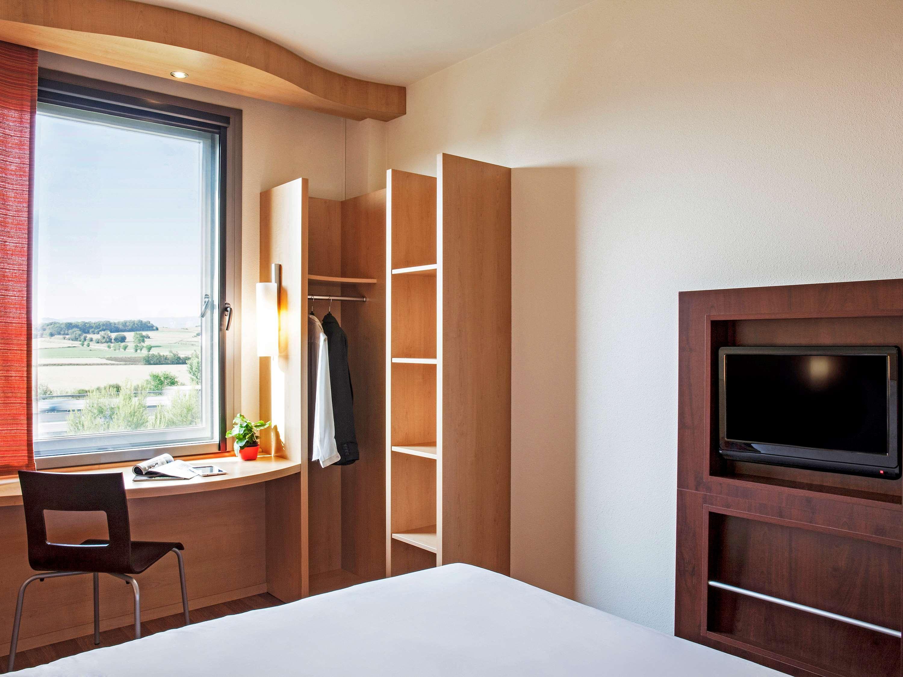 Hotel Ibis Barcelona Mollet Mollet del Vallès Exteriér fotografie